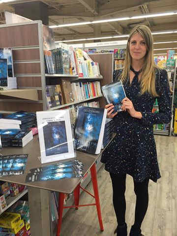 Cindy Defosse en dédicace de son livre Les éférides