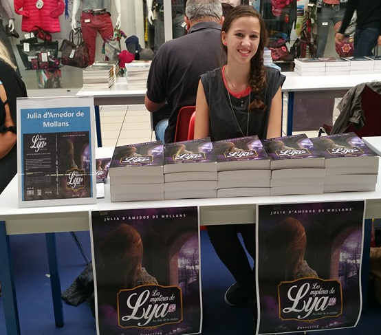 Dédicaces  du livre: Les mystères de Lya par Julia D’amedor de Mollans