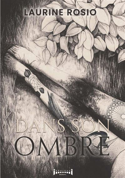 Photo  verso du livre: Dans son ombre par  Laurine ROSIO